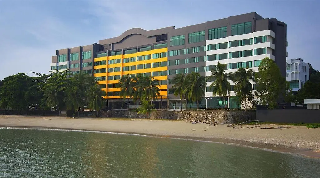 Mercure Penang Beach Tanjung Bungah  4*, Tanjung Bungah (Penang)