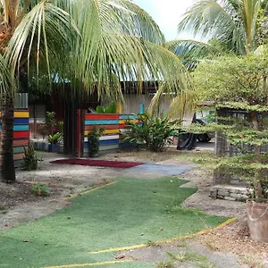 ゲストハウス Tony's At Teluk Bahang